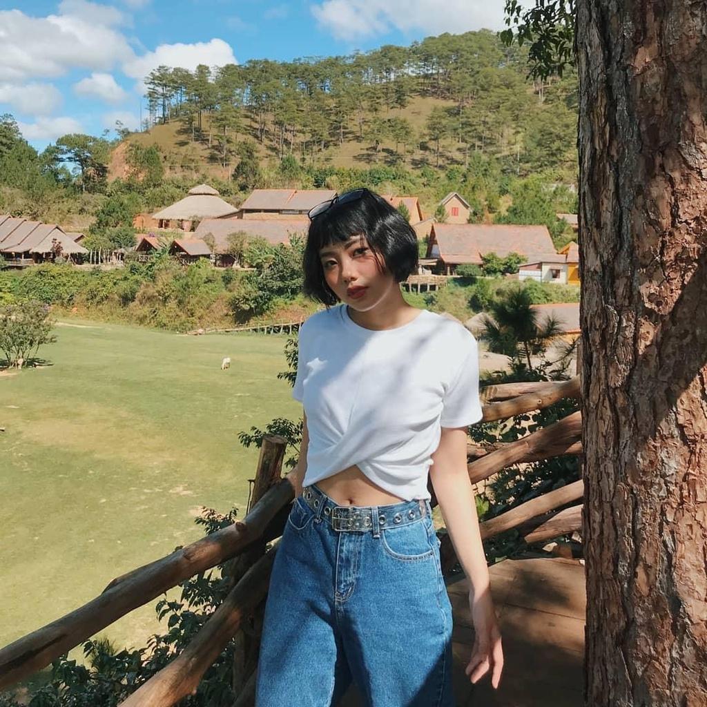 Áo Croptop Tay Ngắn Chéo Bụng