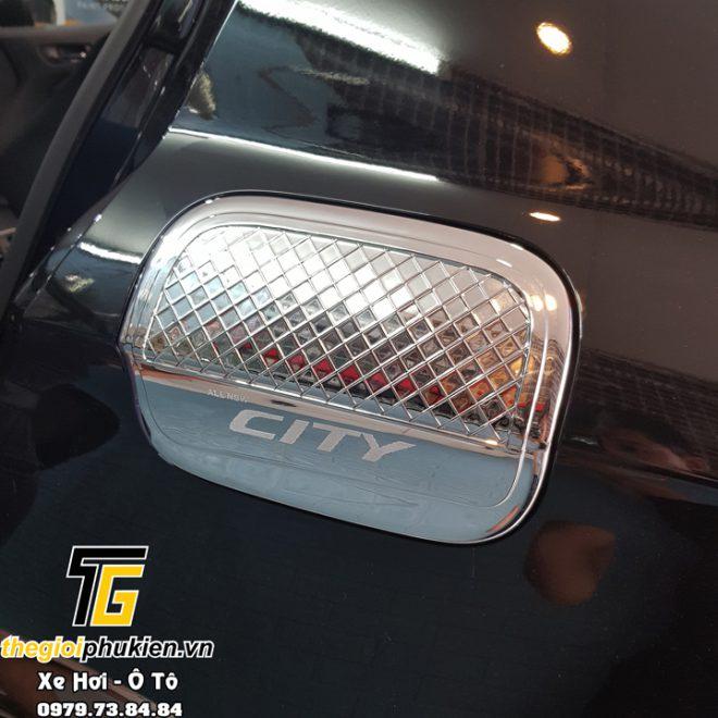 Ốp nắp bình xăng Honda City 2021