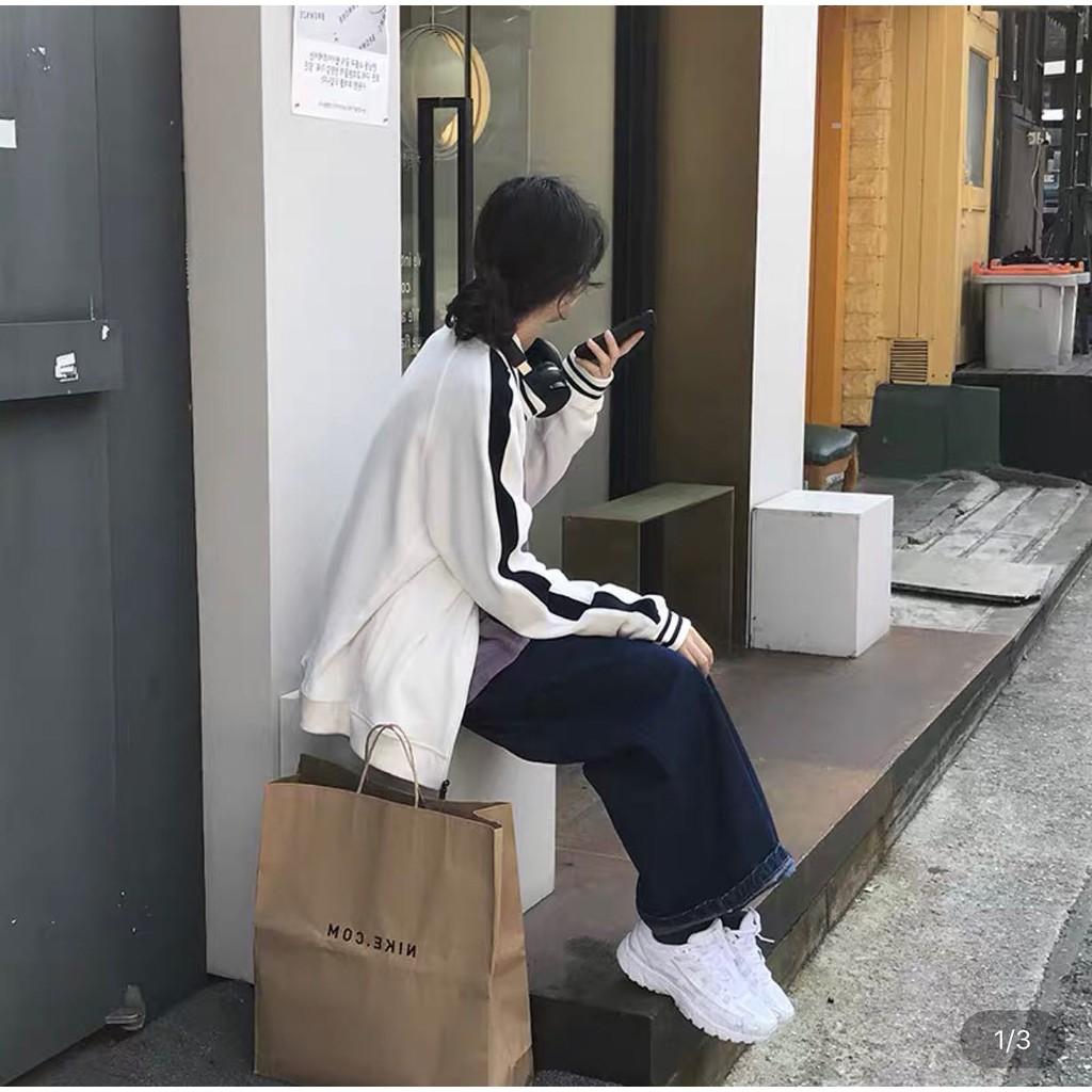 Bomber nỉ trắng sọc tay - ẢNH THẬT