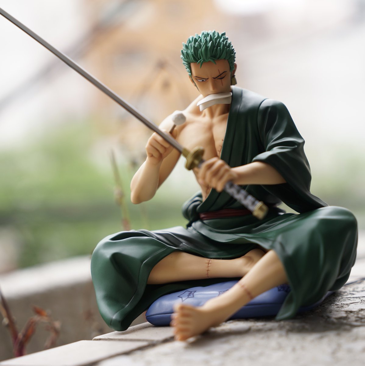 Mô Hình Roronoa Zoro Lau Kiếm - Mô Hình One Piece