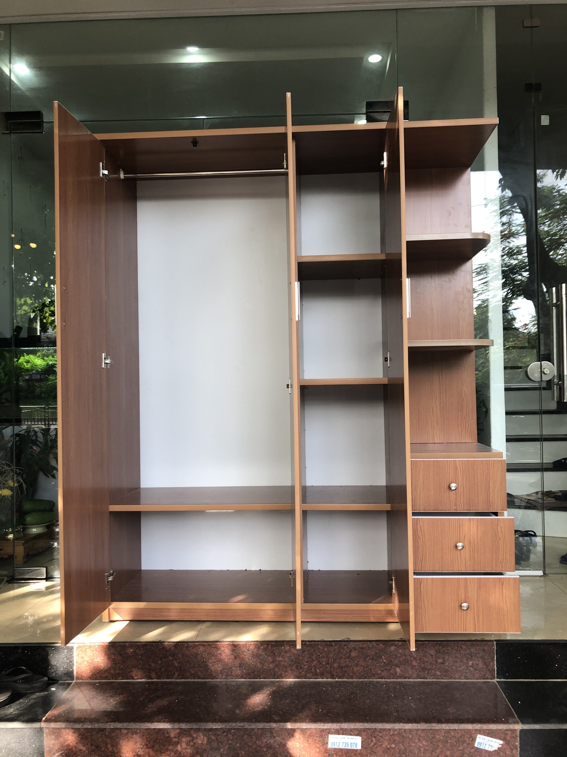 Tủ quần áo chất lượng Juno Sofa