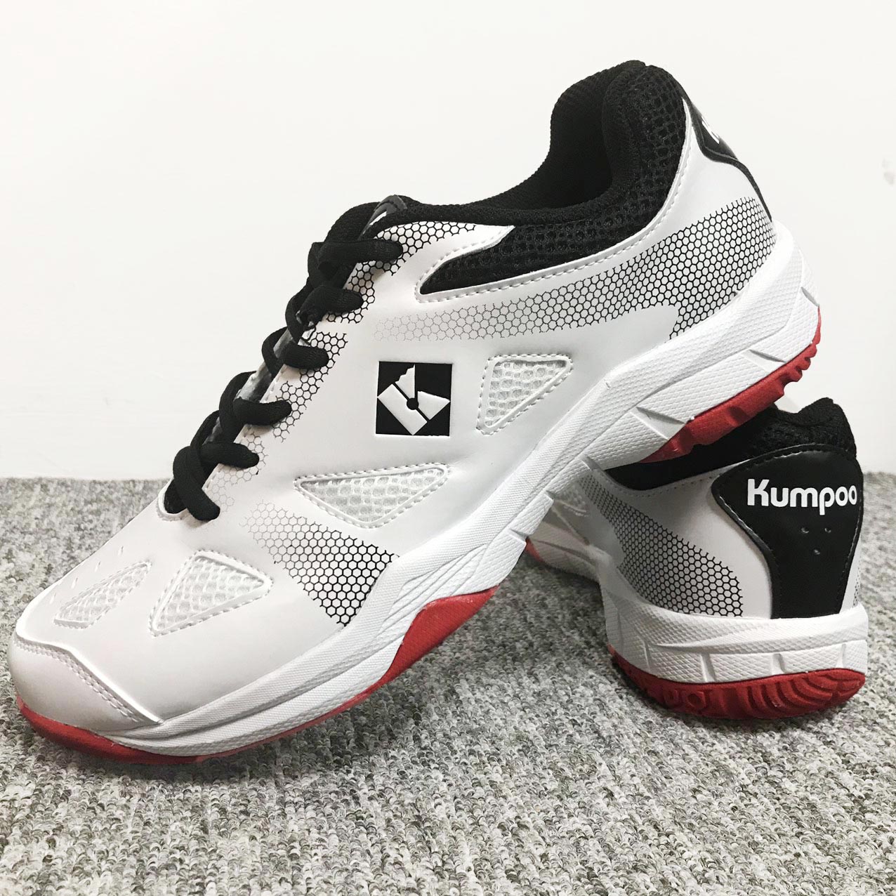 Giày bóng chuyền, cầu lông Kumpoo KH-E23 mẫu mới dành cho nam và nữ đủ size màu trắng phối đỏ đen