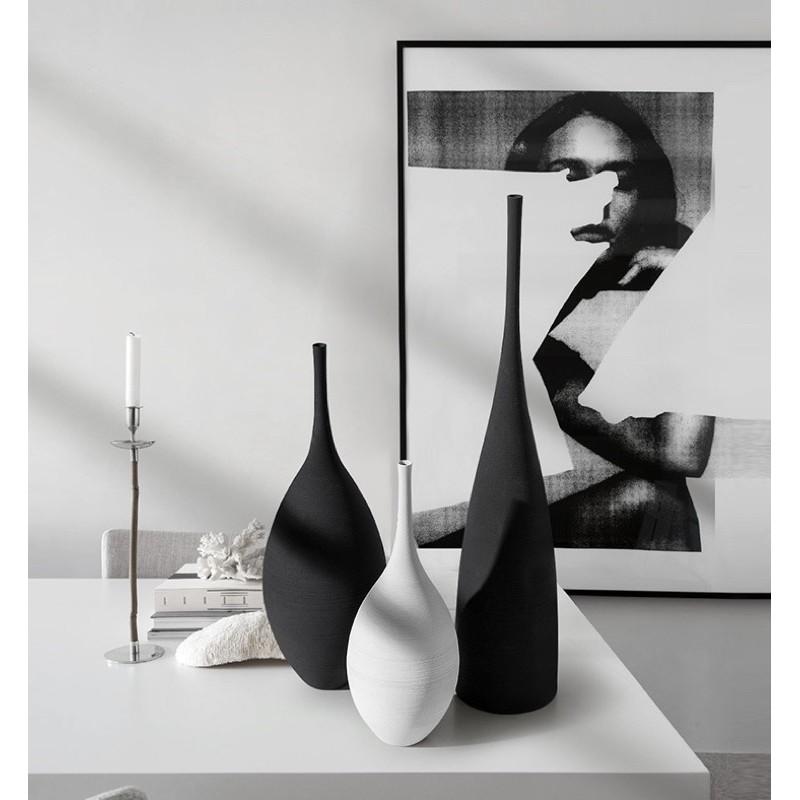 Bình dùng decor có 2 màu đen trắng