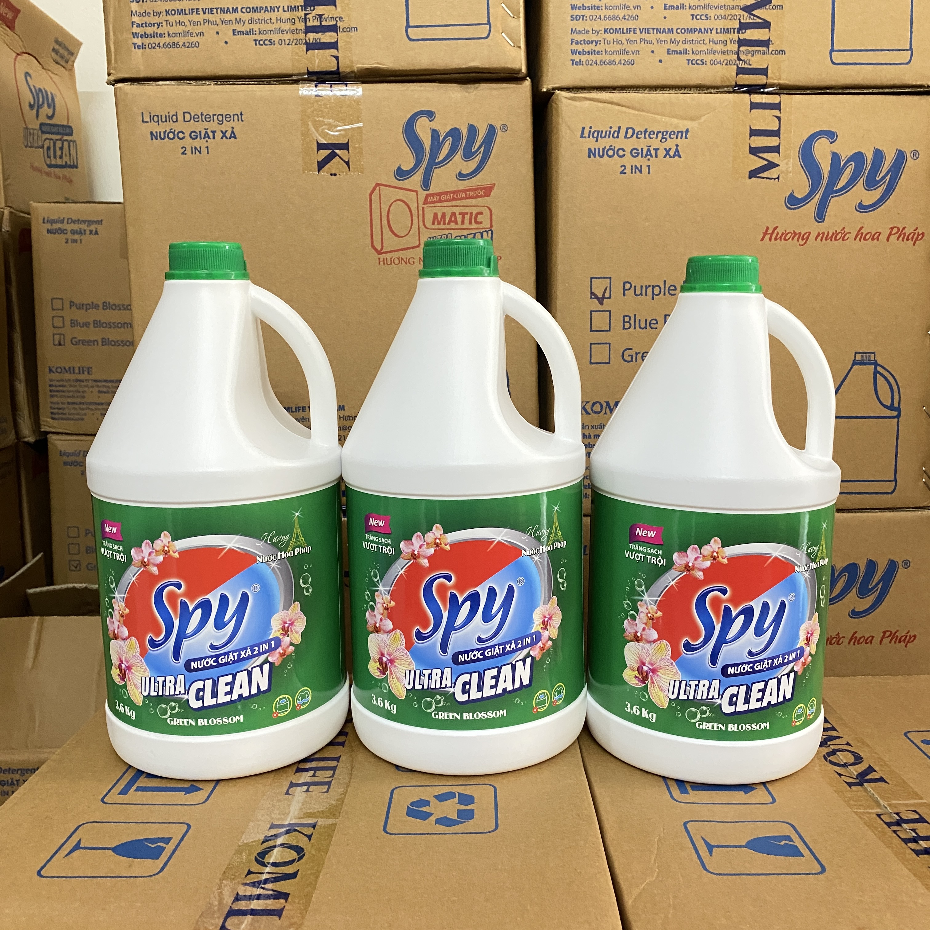 Nước giặt xả SPY 4,6 lít màu XANH LÁ 2 trong 1 hương hoa Pháp ULTRA CLEAN trắng sạch vượt trội