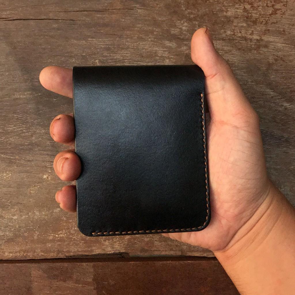 VÍ DA NAM MÀU ĐEN ĐƯỢC THIẾT KẾ THEO DÒNG CLASSIC TÔN LÊN SỰ LỊCH LÃM, SANG TRỌNG - SẢN PHẨM DA THẬT THỦ CÔNG 100%