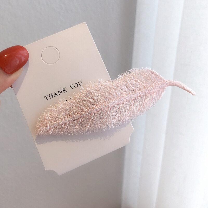 Kẹp tóc BB hình chiếc lá phong cách Hàn Quốc cho nữ