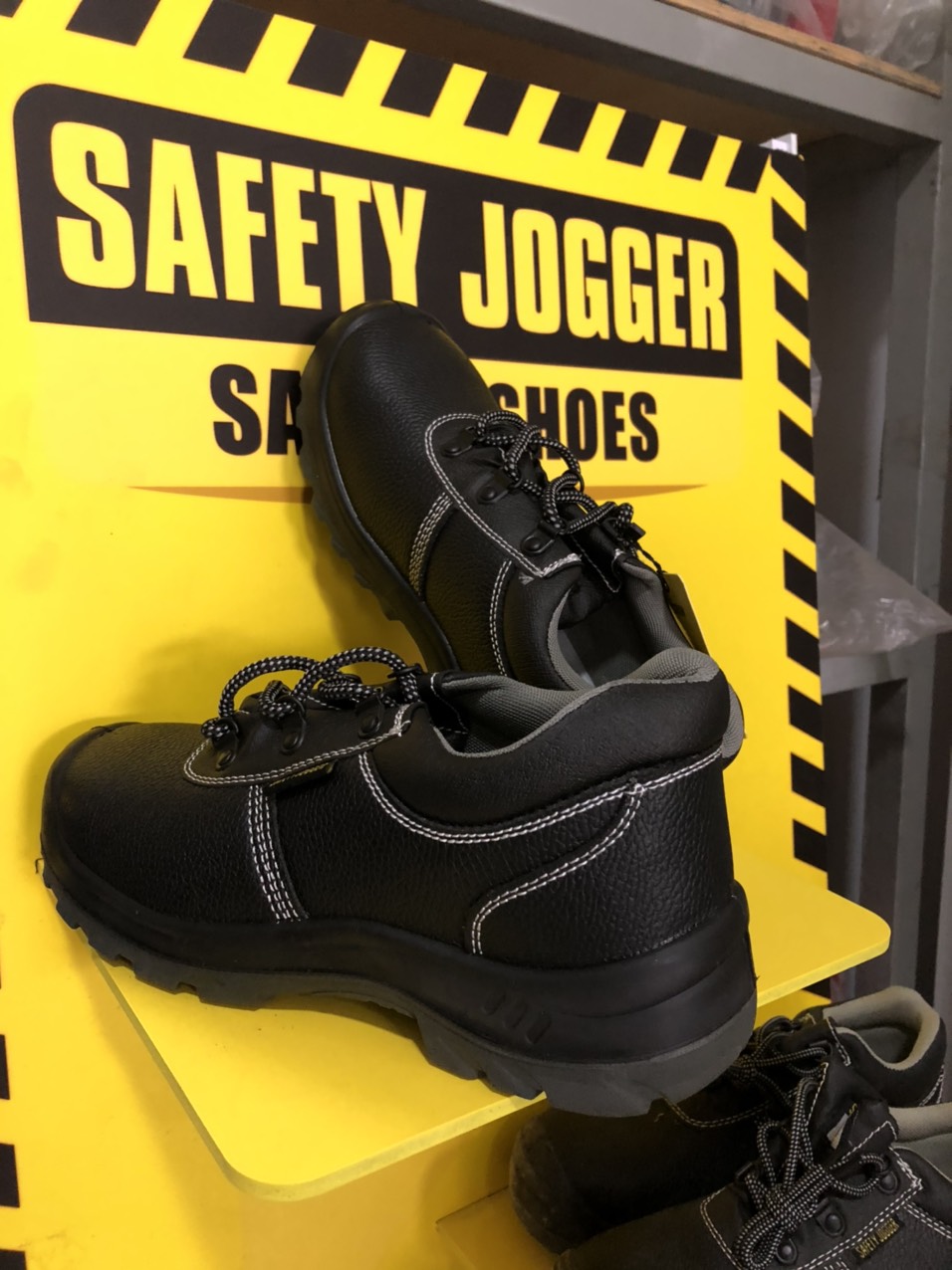 Giày Bảo Hộ Safety Jogger Bestrun