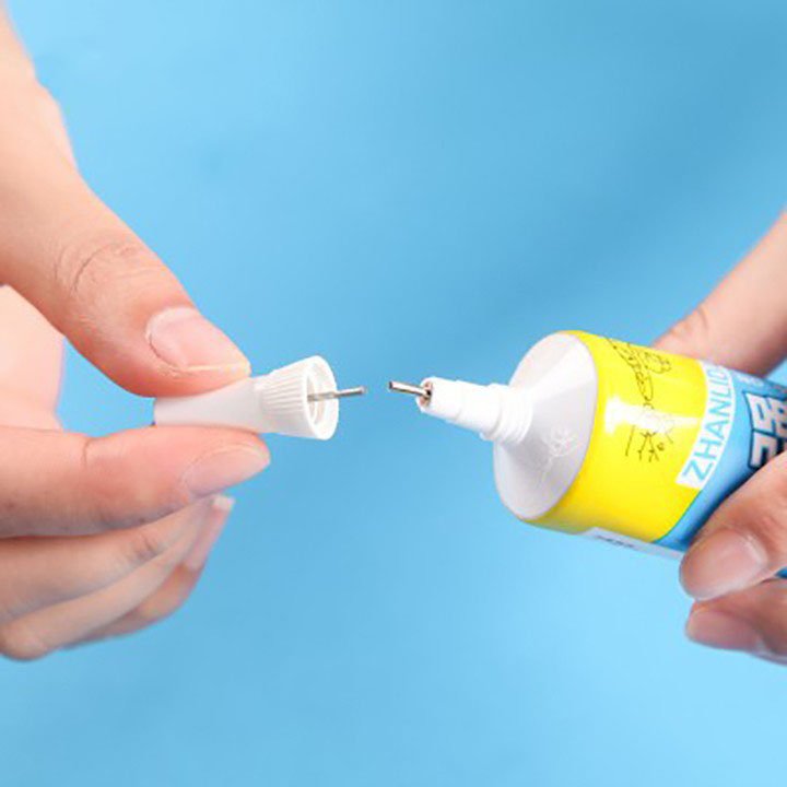 Keo Dán Chuyên Dụng Dán Giày Dép - Hàng loại 1 - Siêu Dính Dung Tích 50ml Keo Dạng Trong Suốt