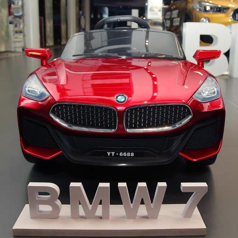 Ô tô xe điện trẻ em BMW YT 6688 tự lái và remote 2 chỗ 2 động cơ 6V4,5AH bảo hành 6 tháng