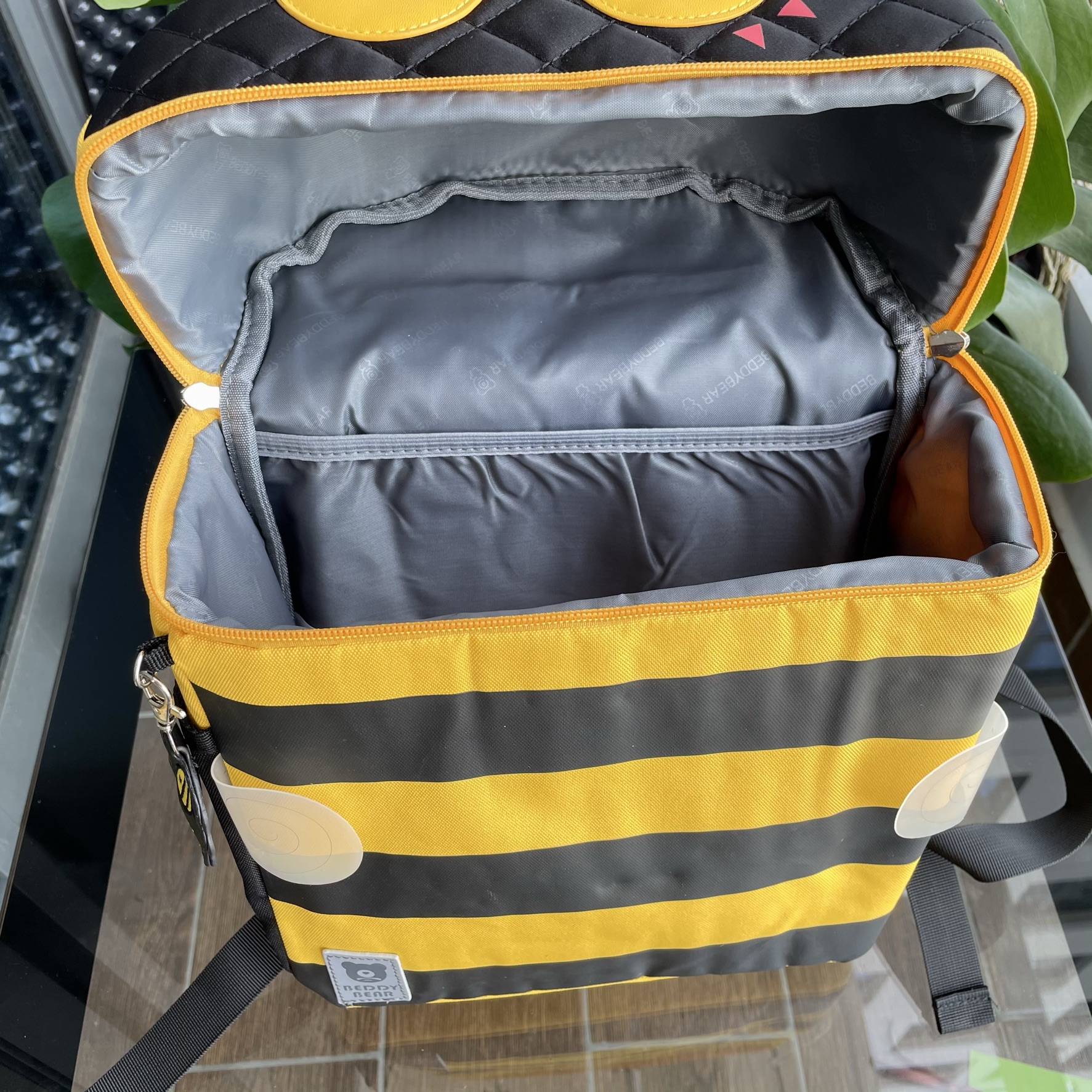 Balo Cho Bé 4 tuổi Beddybear dòng Cute Bag dành cho Bé Học Mầm non Mẫu giáo - họa tiết Ong Vàng Chống gù lưng - sản phẩm chính hãng bảo hành 2 năm