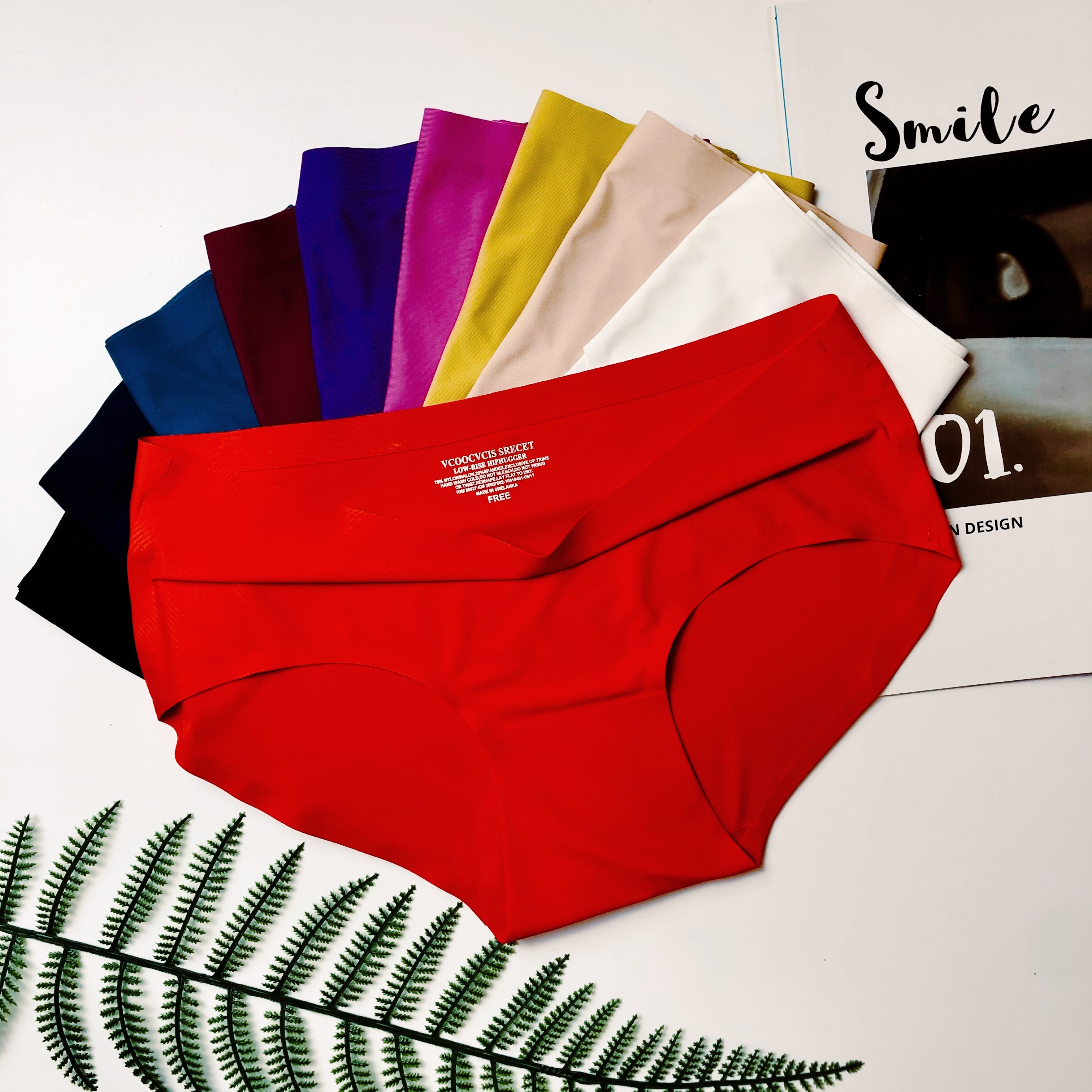 Quần lót nữ Su đúc thun lạnh không đường may - Hàng loại 1 - Tặng kèm túi zip du lịch 10x15cm tiện lợi