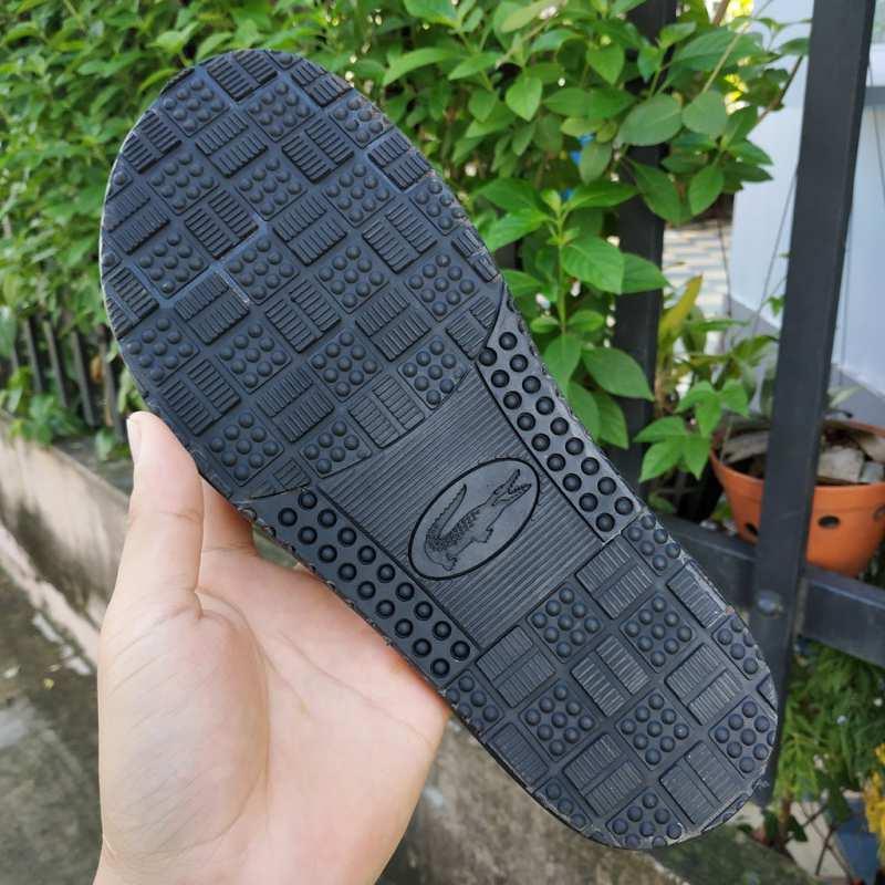 Dép ngang gù cá sấu rất đẹp!