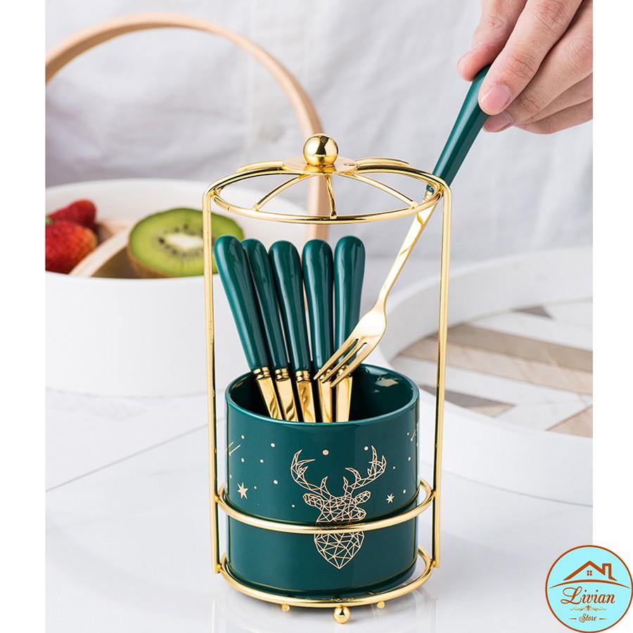 Lọ sứ đựng thìa dĩa, lọ đựng dĩa sứ xanh cổ vịt kèm 6 dĩa - giá mạ vàng sang trọng