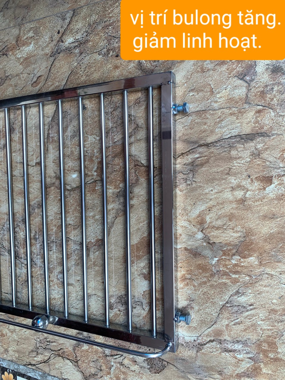GIÁ GẦM BẾP , KỆ ĐỂ ĐỒ NHÀ BẾP INOX 304 .KT 55 X 50 CM