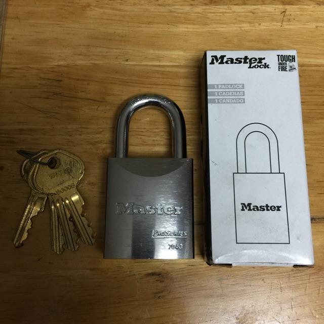 Ổ khóa thép Master Lock 7040 4KEY Thân rộng 40mm 4 chìa đồng dòng ProSeries - MSOFT