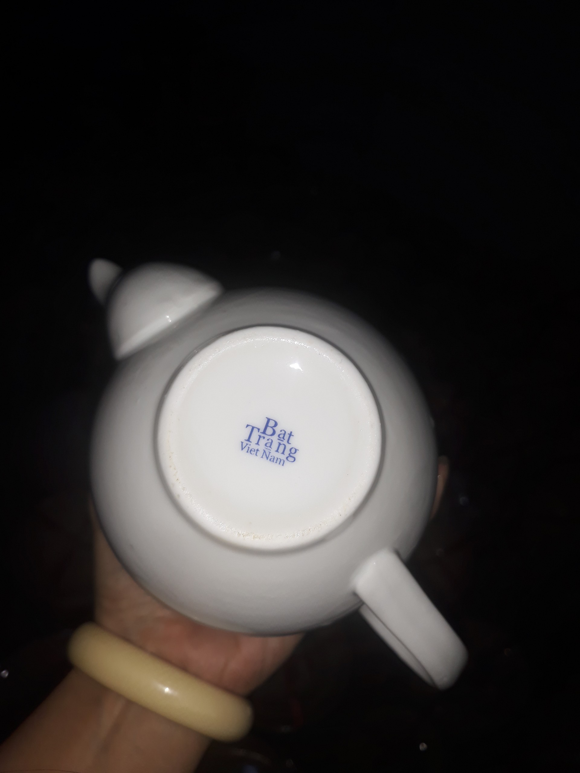 Bình trà Bát tràng mẫu bông Hồng
