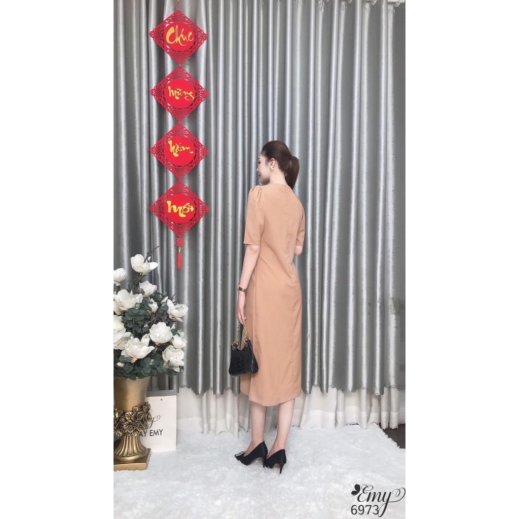 Đầm EMY EM6973 Suông Cổ Tròn