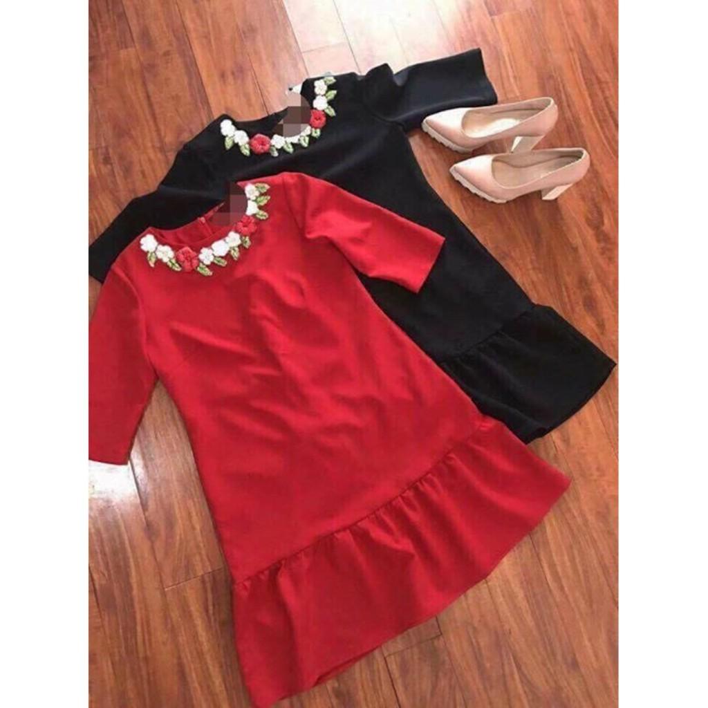 Đầm suông hoa thêu nhúng đuôi cá