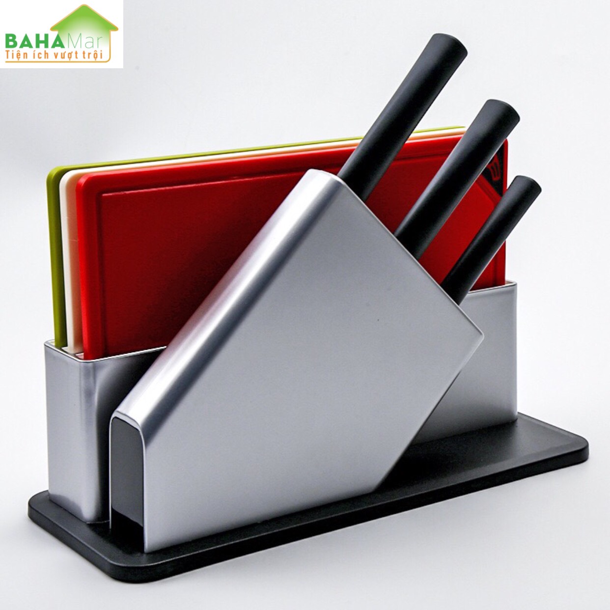 BỘ DAO THỚT PHÂN LOẠI SỬ DỤNG THỰC PHẨM AN TOÀN "BAHAMAR" Cùng bộ 3 dao bằng thép không gỉ tương ứng với 3 thớt theo cùng màu sắc thể hiện.