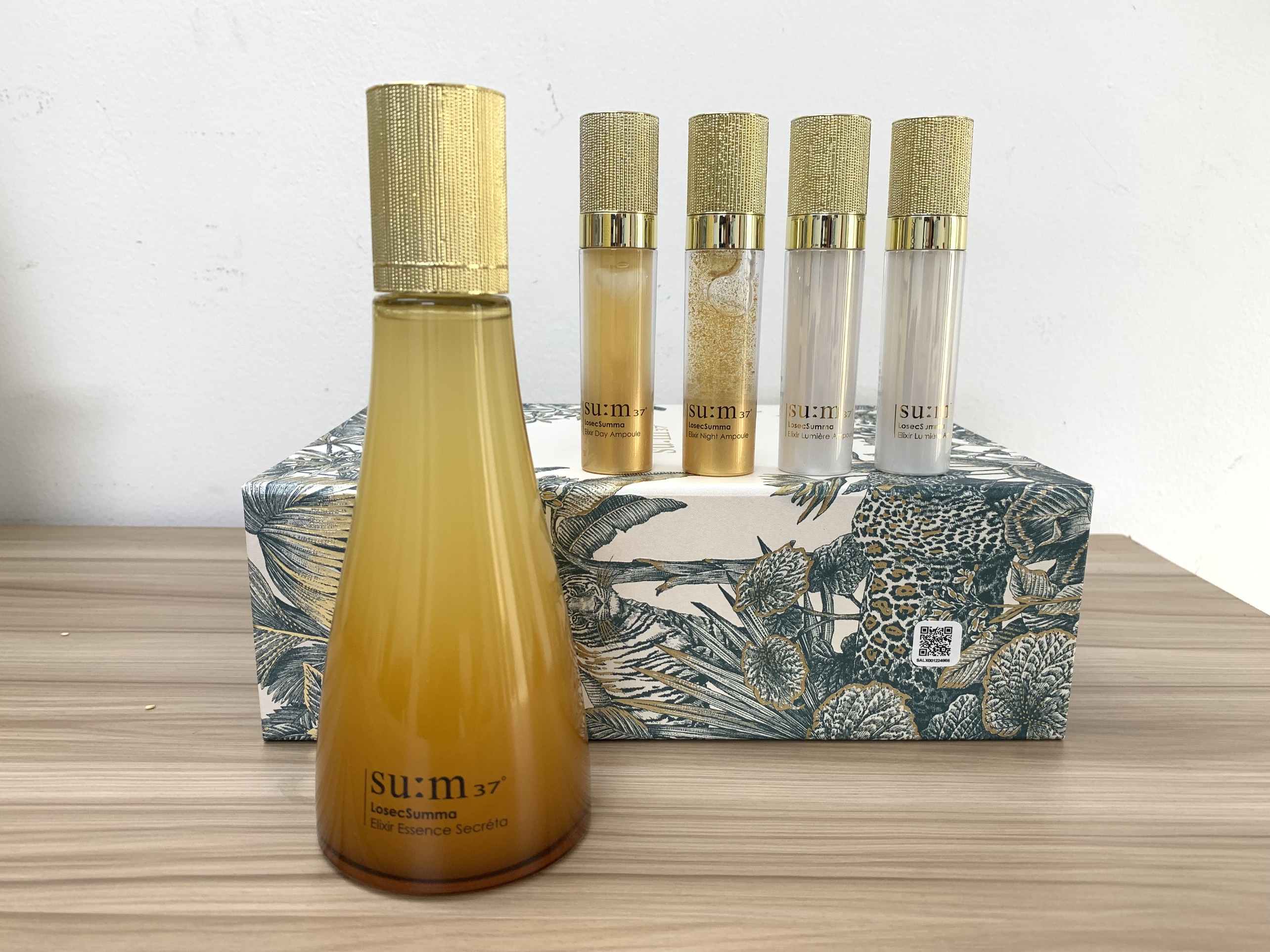 Bộ nước thần hoàng kim thanh lọc tái sinh Sum37 LosecSumma Elixir Essence Secreta Special Set 270ml