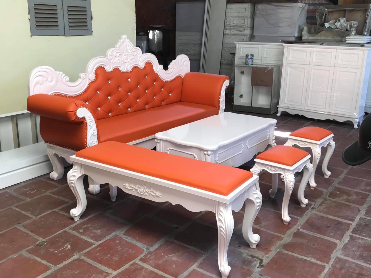 Sofa Tân Cổ Điển khung gỗ giá rẻ