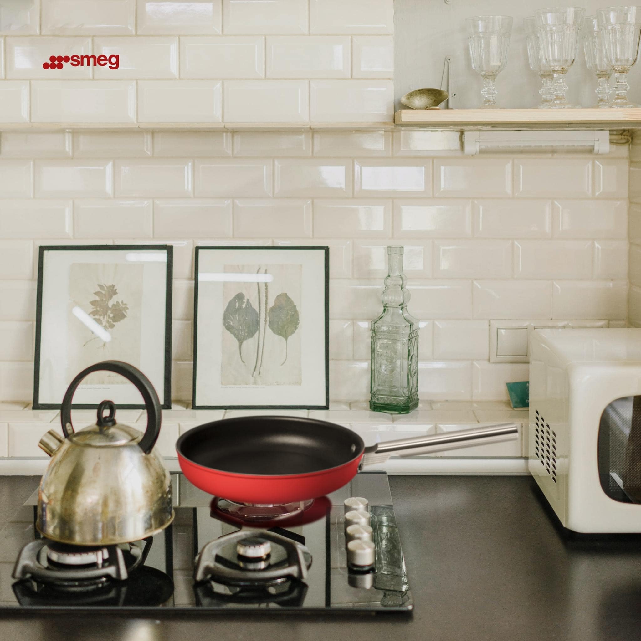 Chảo Smeg CKFF2601RDM màu đỏ 26cm Hàng Chính Hãng