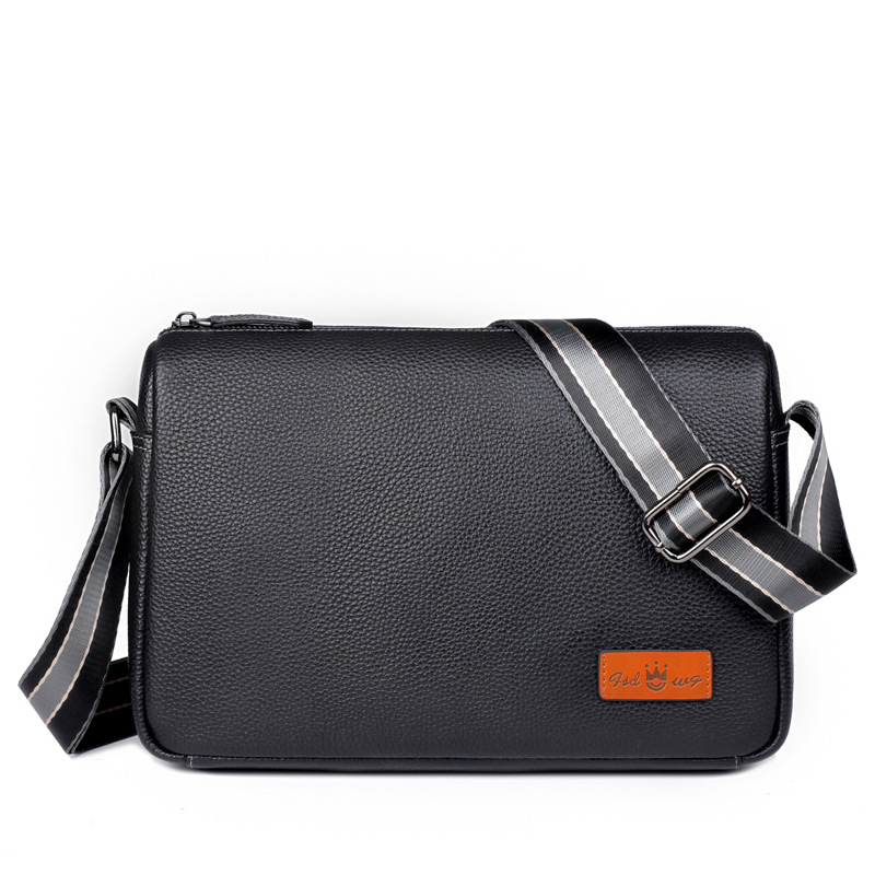 Túi đeo chéo nam DA BÒ THẬT - BEE GEE DCN9426