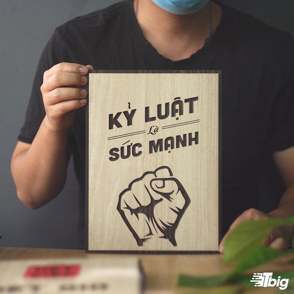 Tranh động lực TBIG128: Kỷ luật là sức mạnh 40x55cm