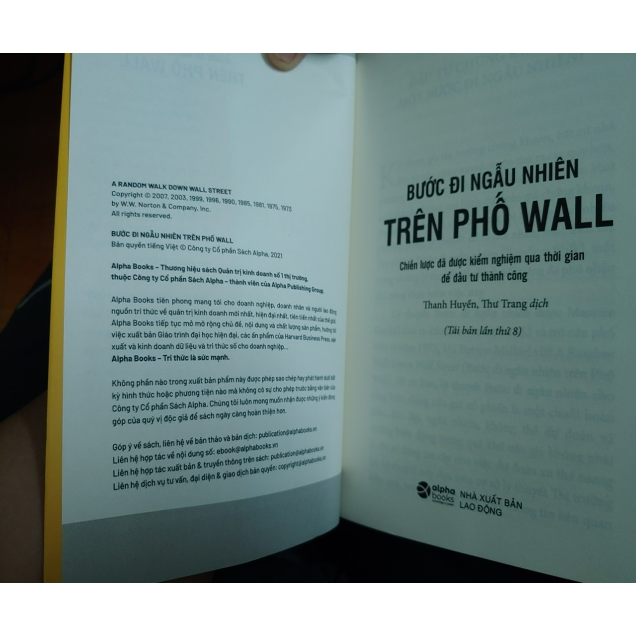 Bước Đi Ngẫu Nhiên Trên Phố Wall