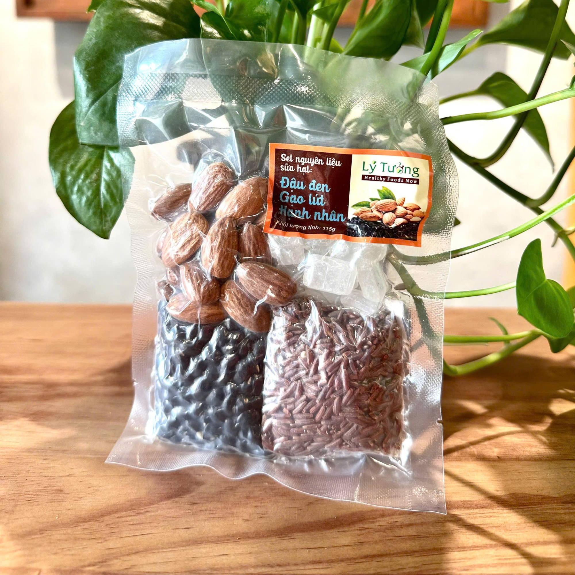 Set nguyên liệu sữa hạt: Đậu đen - Gạo lứt - Hạnh nhân 115g