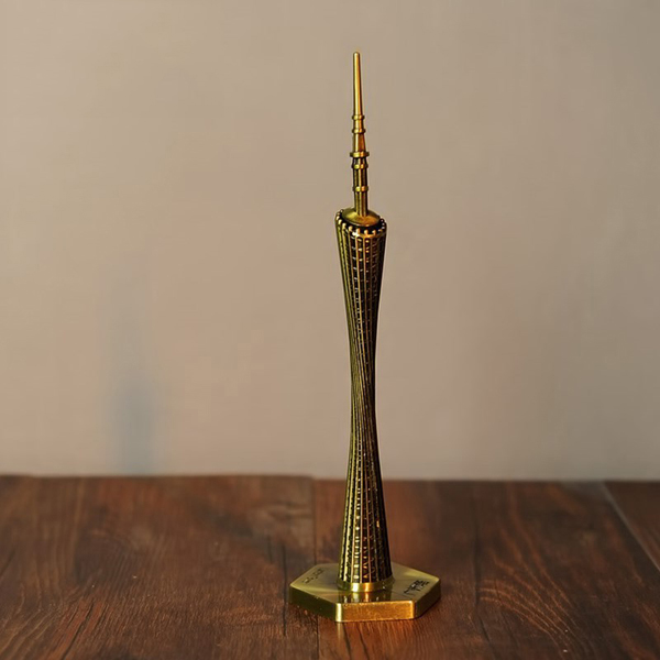 Mô hình tháp Quảng Châu cao 18 cm