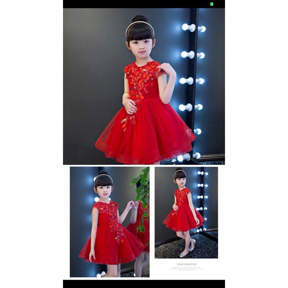 ĐẦM ĐỎ HOA RƠI