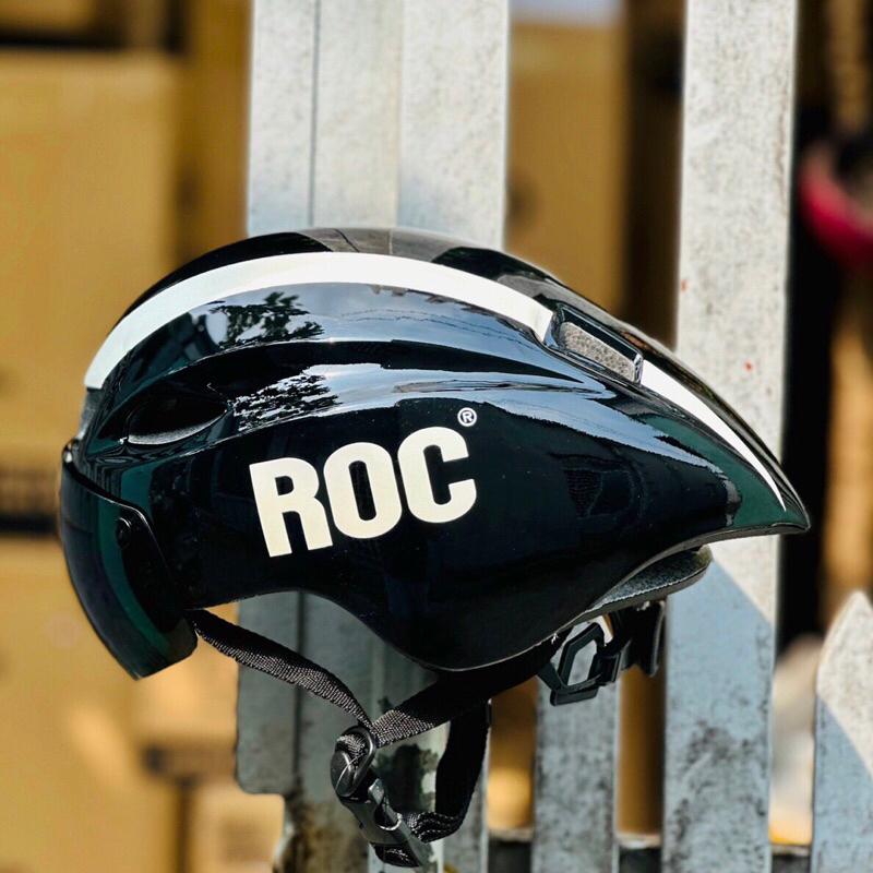 Mũ bảo hiểm thể thao kính hít nam châm ROC R16 đen bóng hồng cao cấp chính hãng giá rẻ đi xe đạp nam nữ thời trang mới