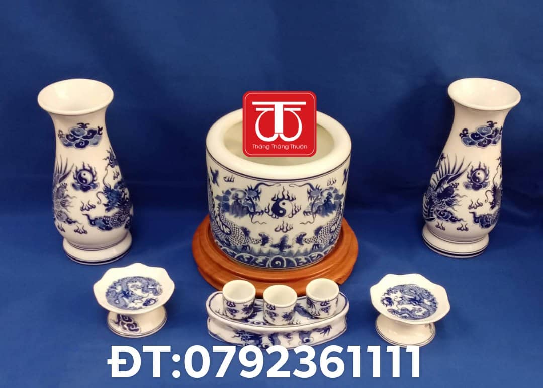 BỘ BÁT HƯƠNG VẼ RỒNG ĐẾ GỖ HƯƠNG
