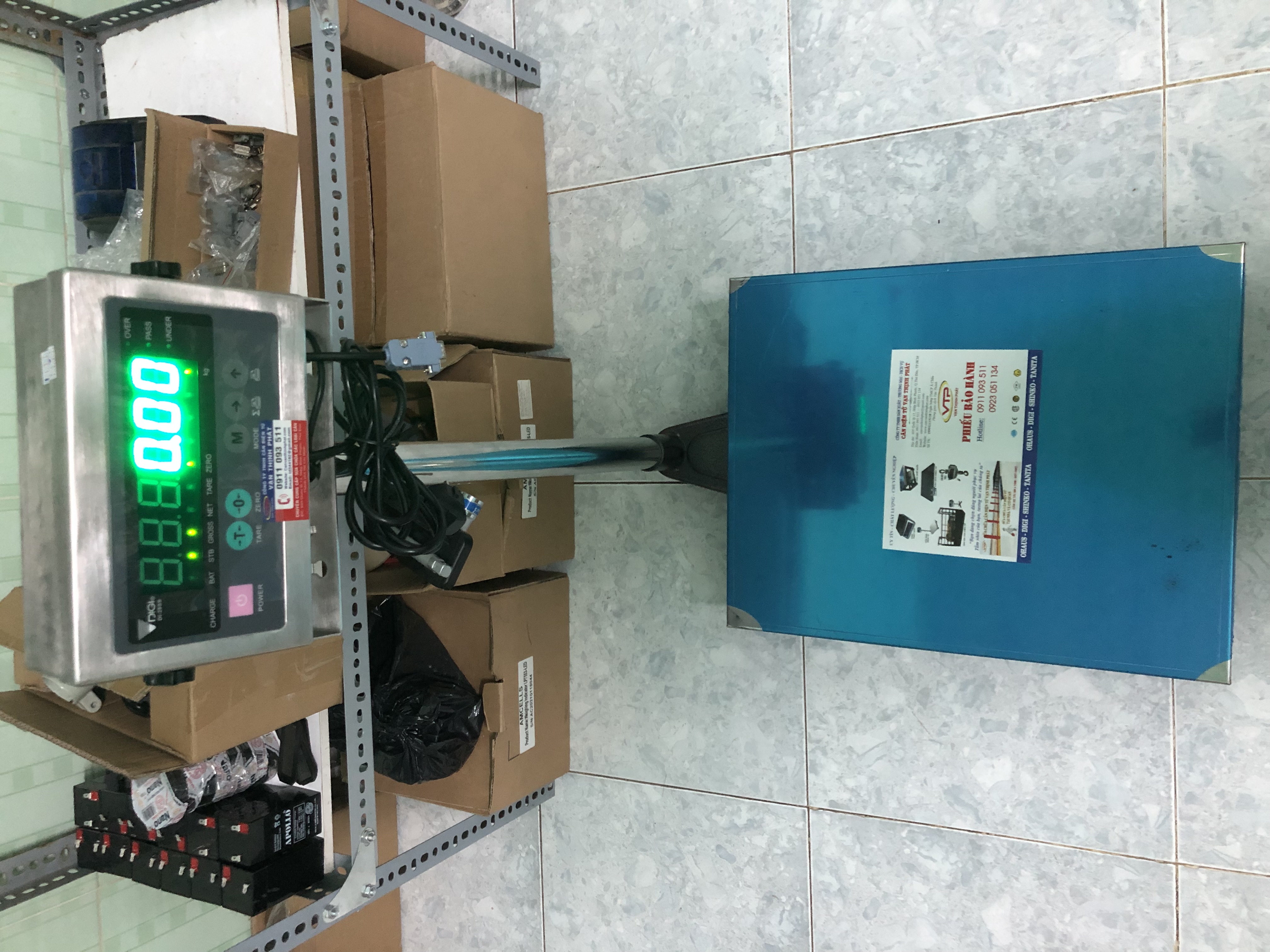 Cân Bàn Điện Tử DIGI-28SS 60 kg
