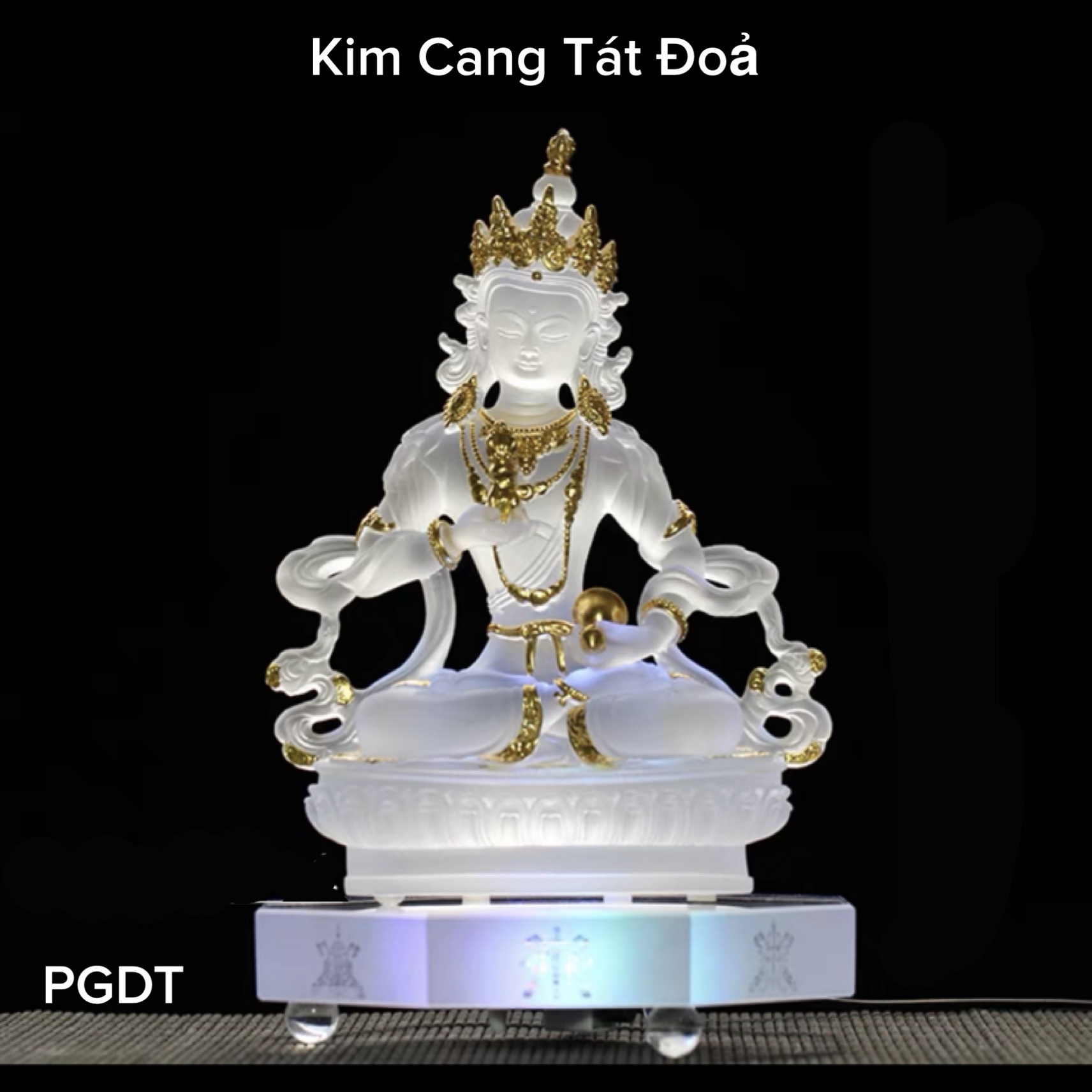 Tôn tượng Kim Cang Tát Đoả bằng đá liuli mạ vàng