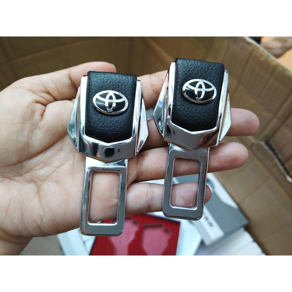 Bộ 2 Chốt ngắt tiếng kêu, chốt cài dây an toàn Ô tô Toyota