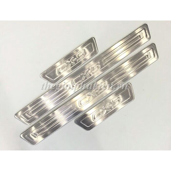 Bộ sản phẩm ỐP BẬC CỐP VÀ BẬC CỬA Inox xe Mazda CX5, CX-5 2016-2017