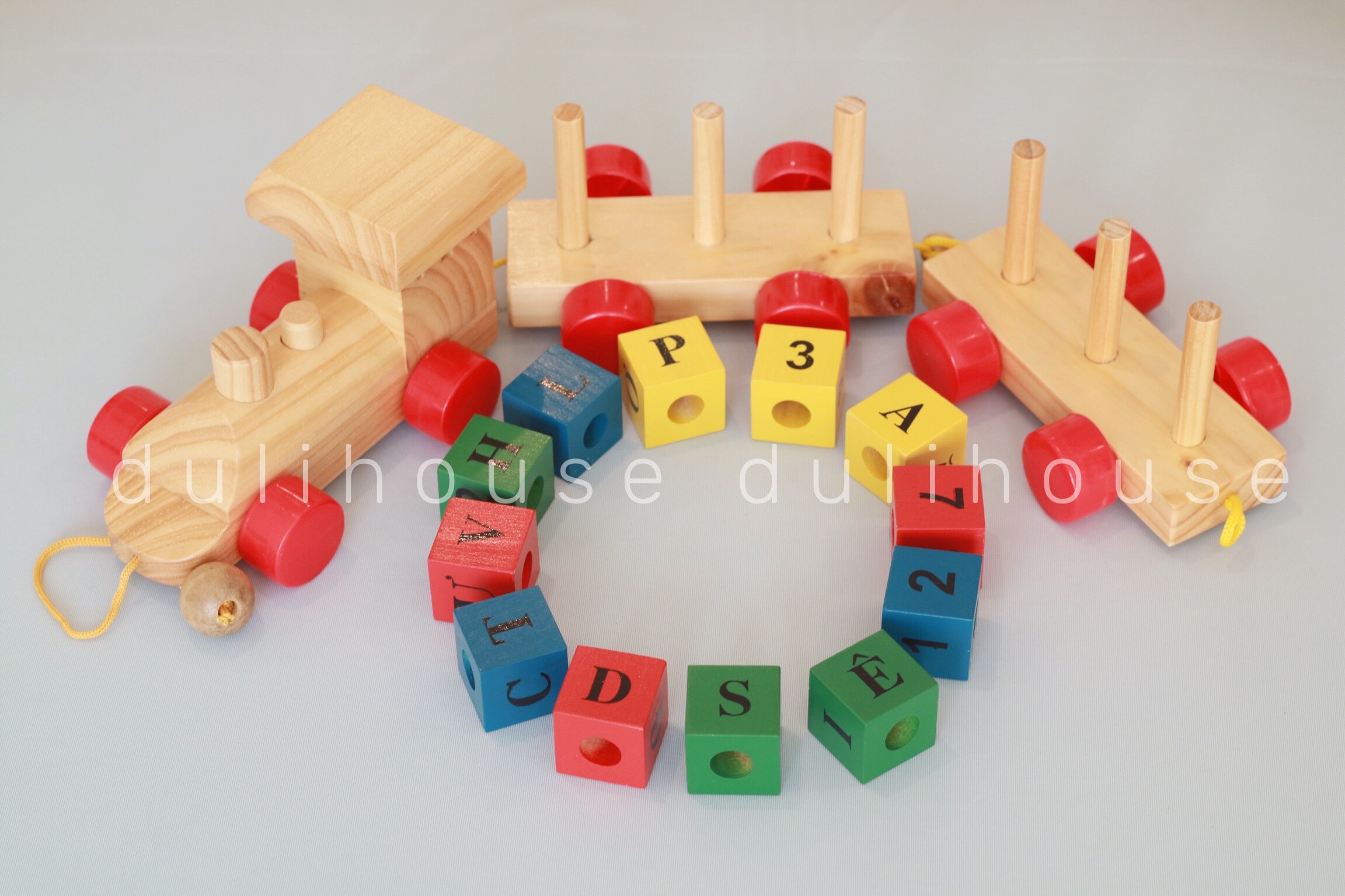 Đoàn tàu kích thích khả năng nhận biết chữ cái và con số từ sớm cho bé - Gỗ cao su tự nhiên an toàn - Sản xuất tại Việt Nam