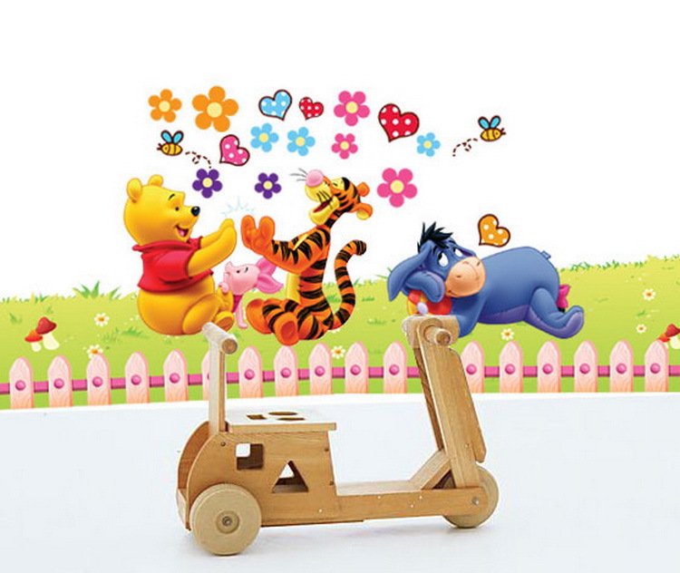 Decal dán tường Pooh Hổ vui vẻ - SS113