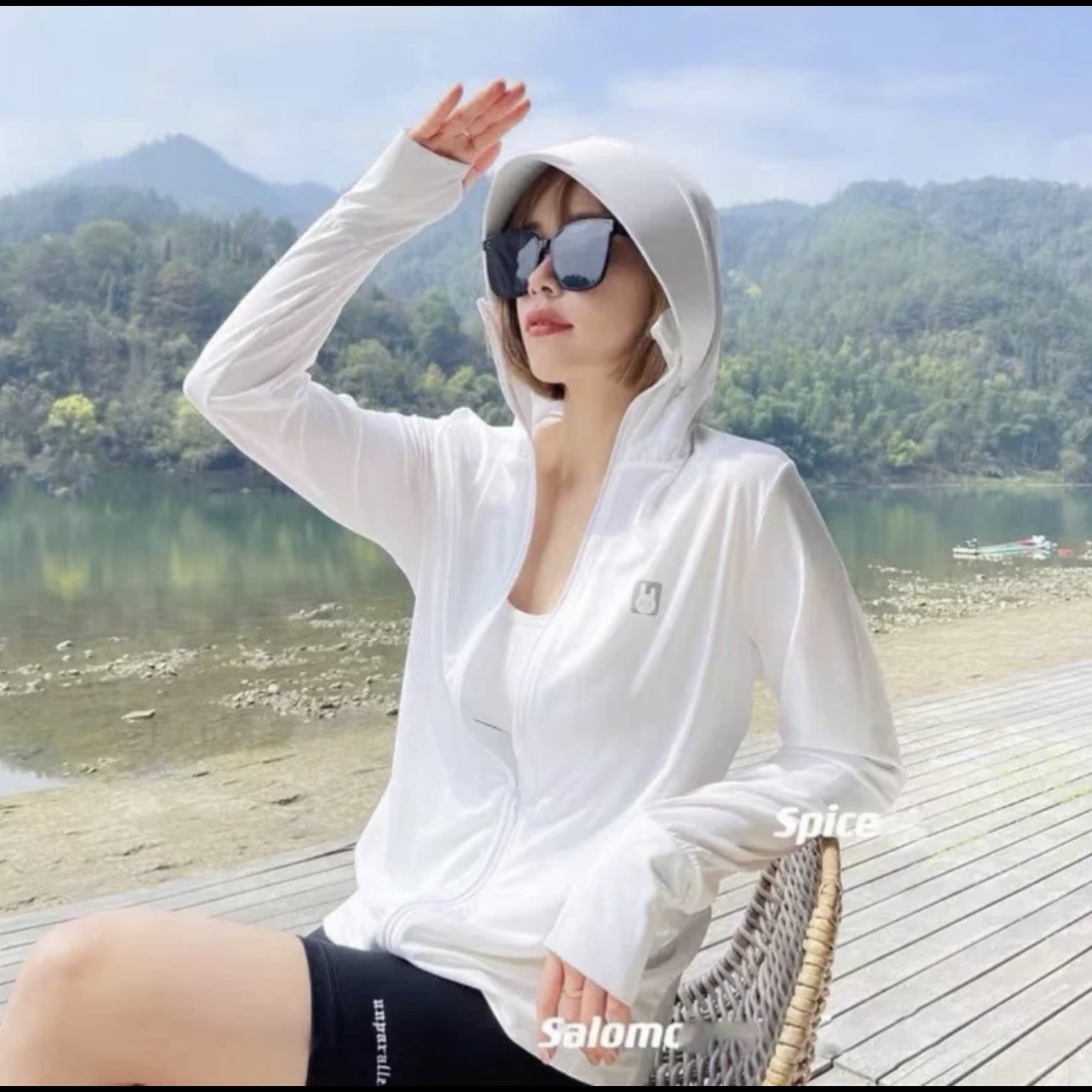 Áo Khoác Lụa Mỏng Chống Nắng Tia UV Chuẩn Nội Địa Trung Kèm Mũ Có Vành Và Tay Xỏ Ngón Tiện Lợi Freesize Nữ
