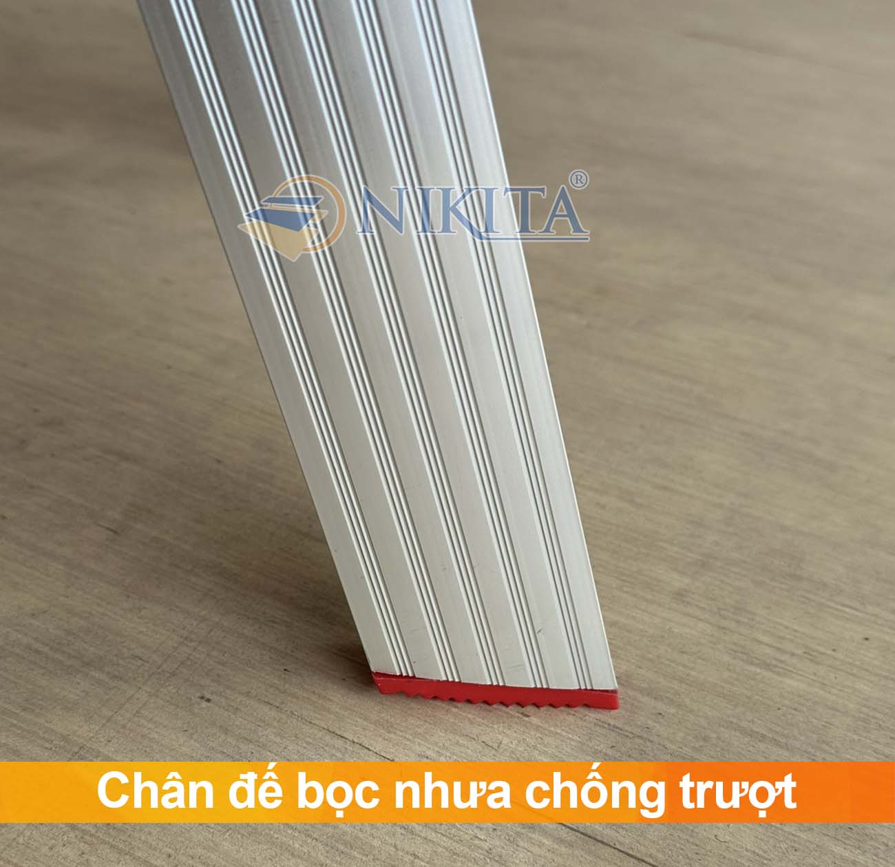 Thang Ghế Gấp Gọn, Có Tay Vịn Gia Đình , Bậc Thang Chắc Chắn, Dễ Dàng Sử Dụng - Hàng chính hãng NIKITA