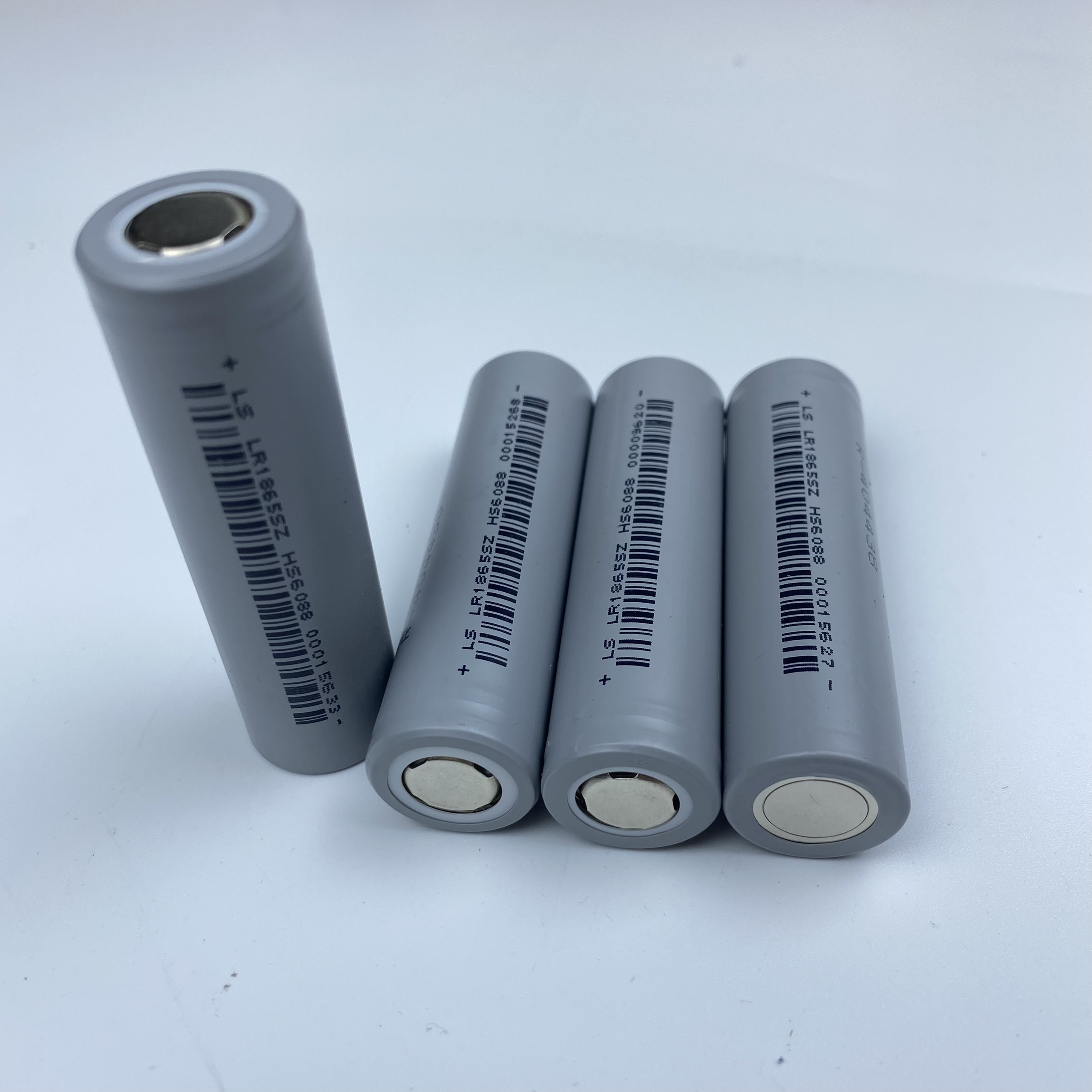 Combo 10 viên Pin 18650 5C lithium ion li-ion LS 2500mAh 2600mAh 2700mAh