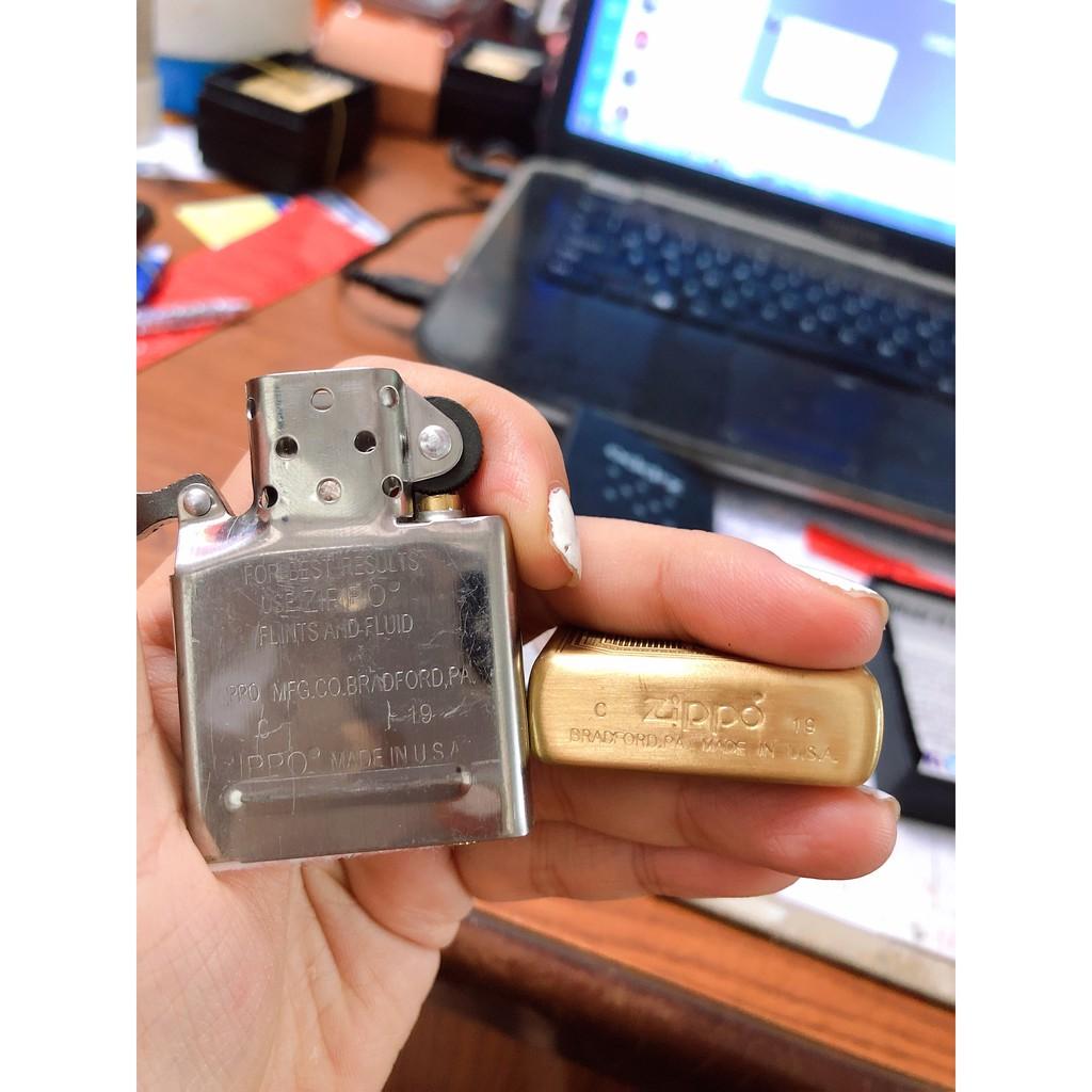 BẬT LỬA ZIPPO KHẮC CHÌM MẪU WINDY 2 MẶT, RUỘT VÀNG