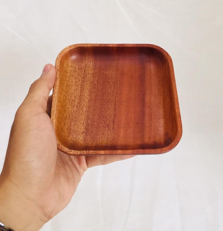 DĨA VUÔNG GỖ XÀ CỪ THANH TÚ 14CM