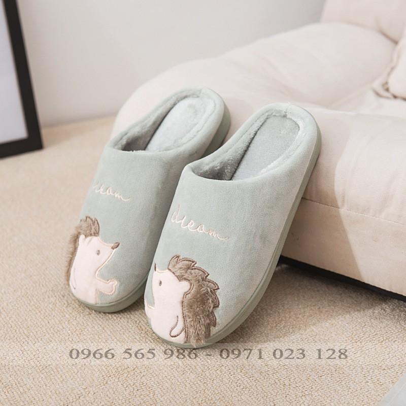 Dép nỉ bông logo Nhím