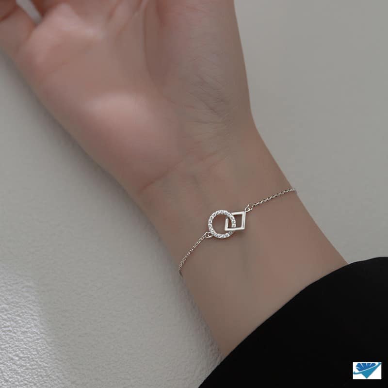 Lắc tay nữ thời trang chất liệu bạc s925 MS045