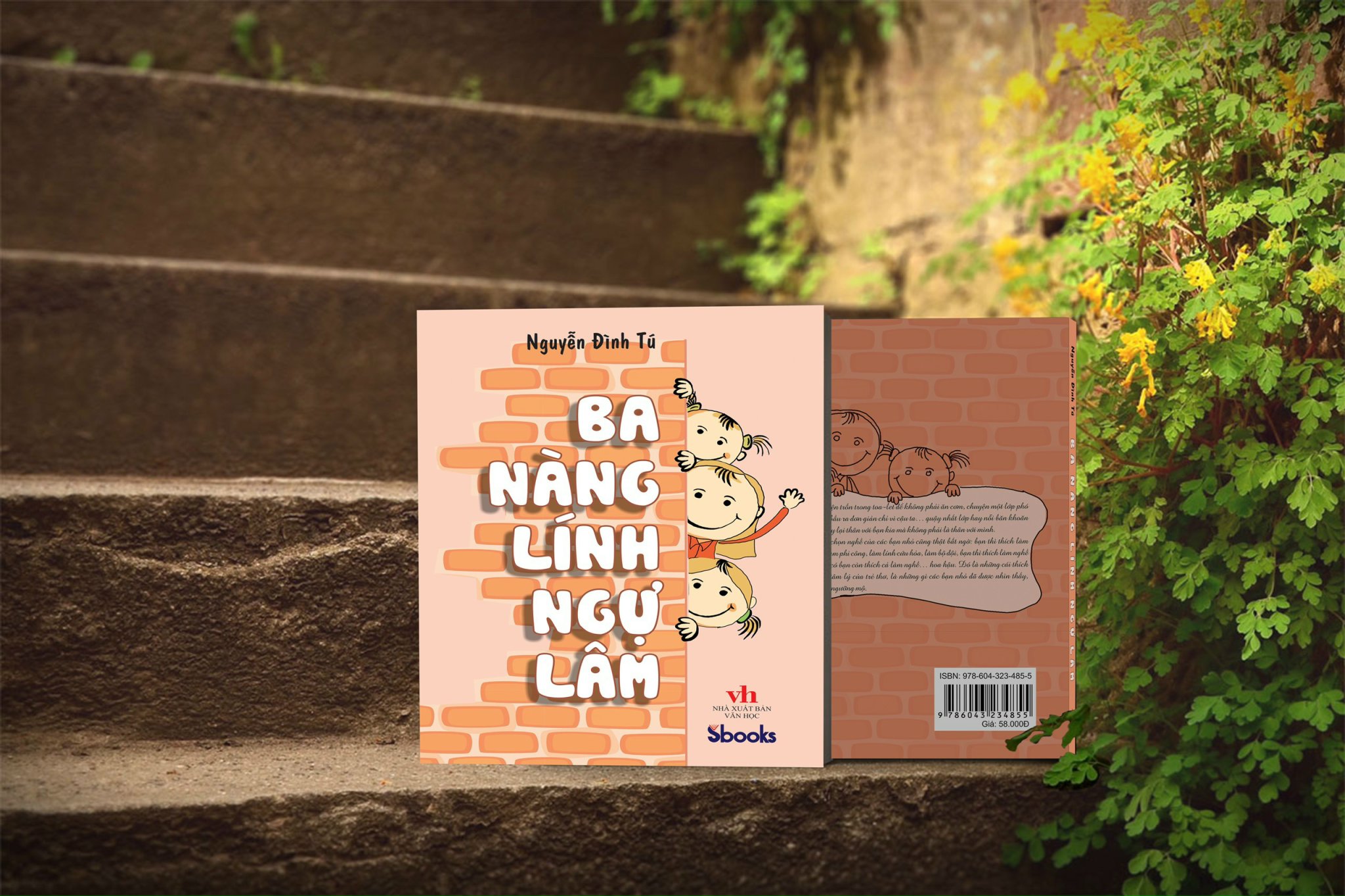 Combo 2 cuốn: CHÚ BÉ ĐEO BA LÔ MÀU ĐỎ + BA NÀNG LÍNH NGỰ LÂM