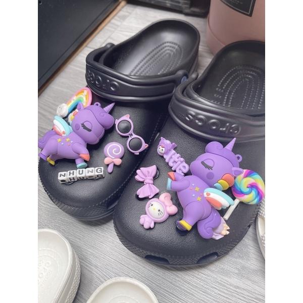 Dép sandan cờ rốt full charm và tên