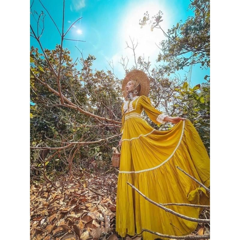 Đầm maxi vàng